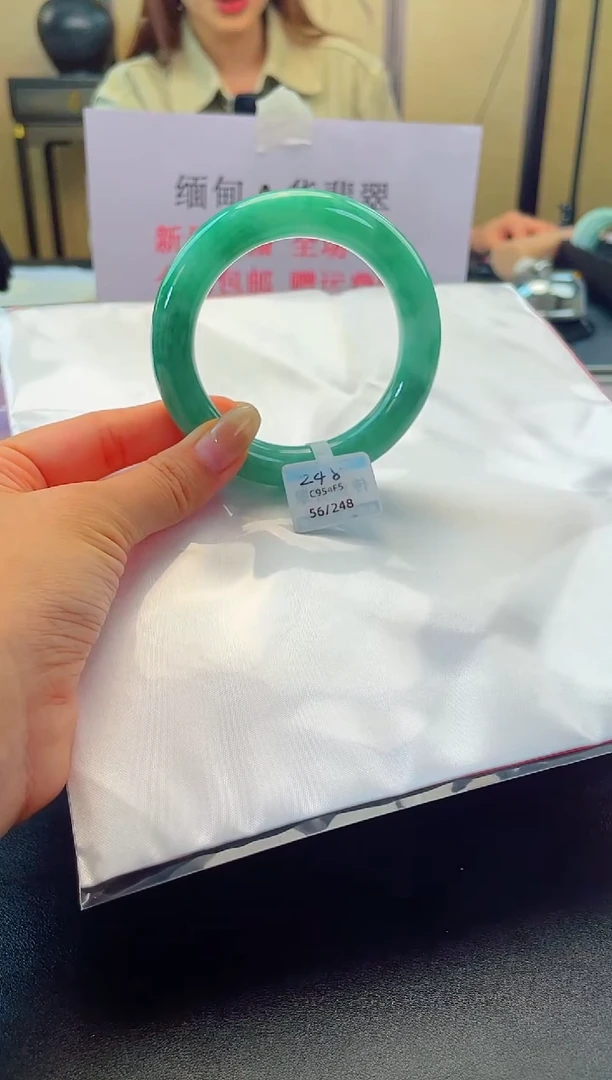 未镶嵌手镯翡翠退货标签需完好-248