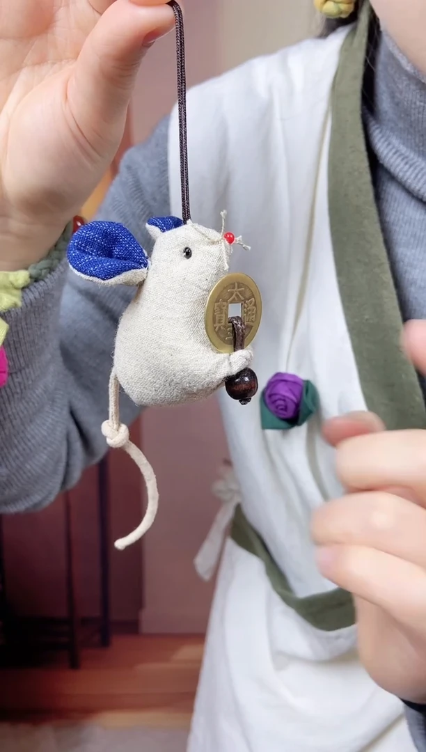 非金属布艺非金属布艺抱钱鼠挂件