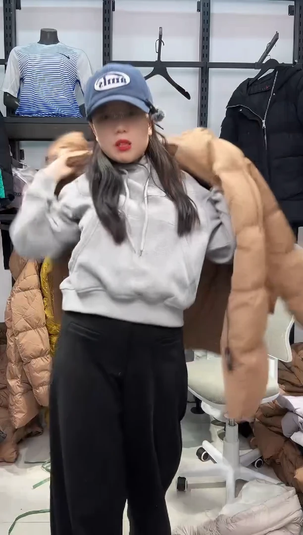 2445闪购编码 Nike/Joedan运动卫衣裤以直播间过款为准 尺码·175