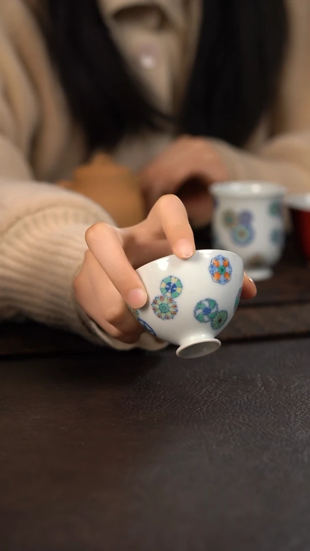 【闪购商品】杯云霞珍藏斗彩皮球花小鸡心杯