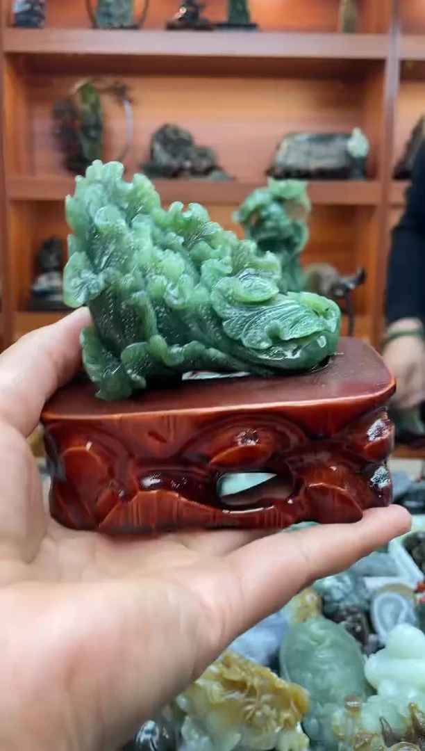 未镶嵌和田玉摆件1