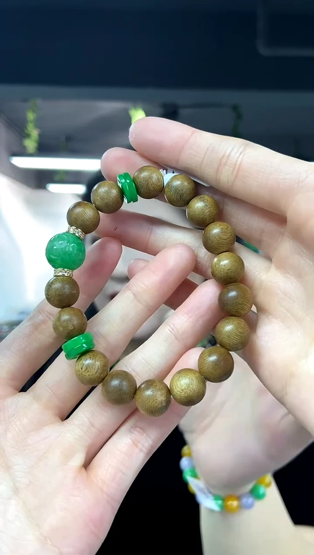 未镶嵌手链翡翠多样性发其一颜色微差