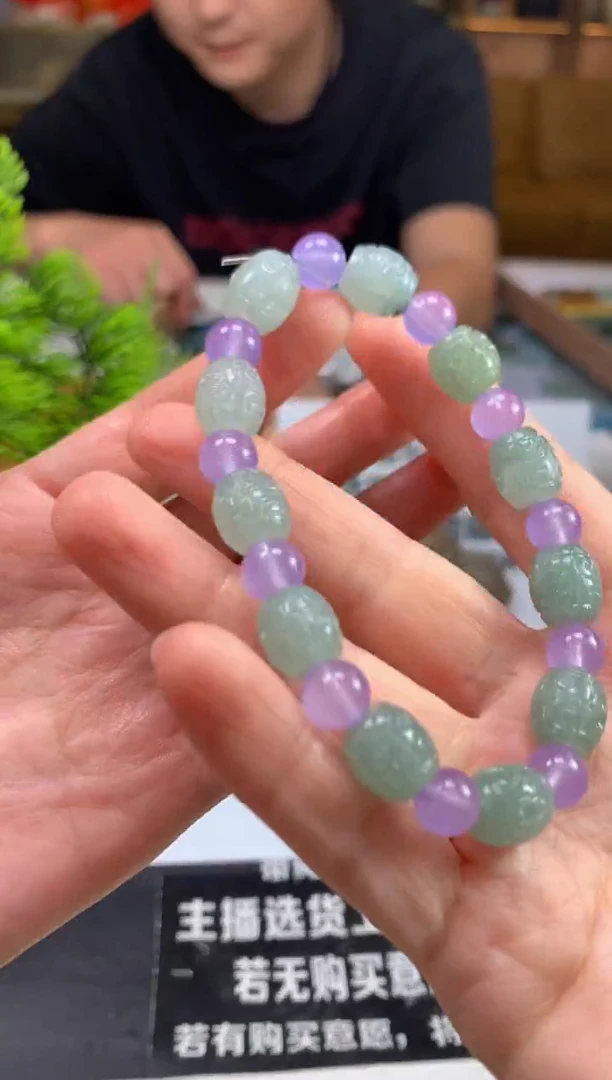未镶嵌定制翡翠心**️---105848