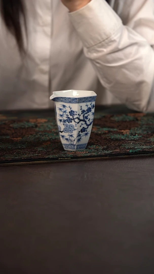 研山琢器松竹梅六方公道杯