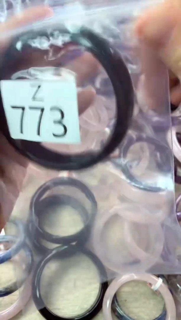 未镶嵌手镯水晶Z773-60