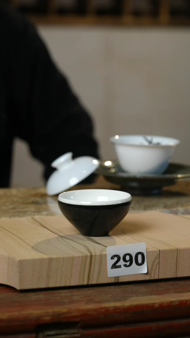 瓷片标题标题标题标题