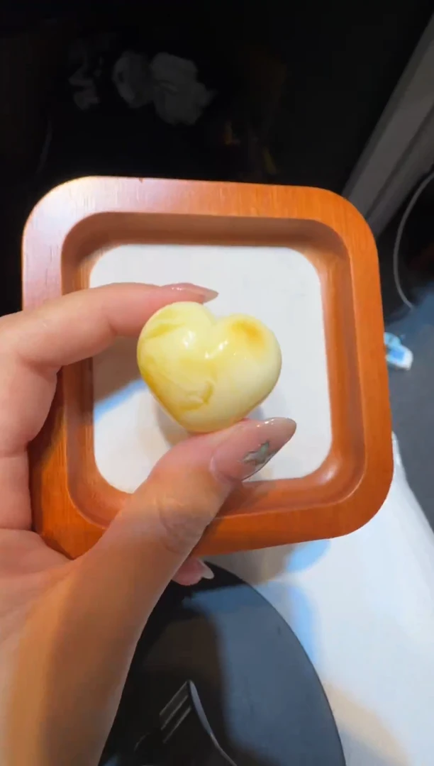 【闪购商品】琥珀珠宝奇石未镶嵌爱心