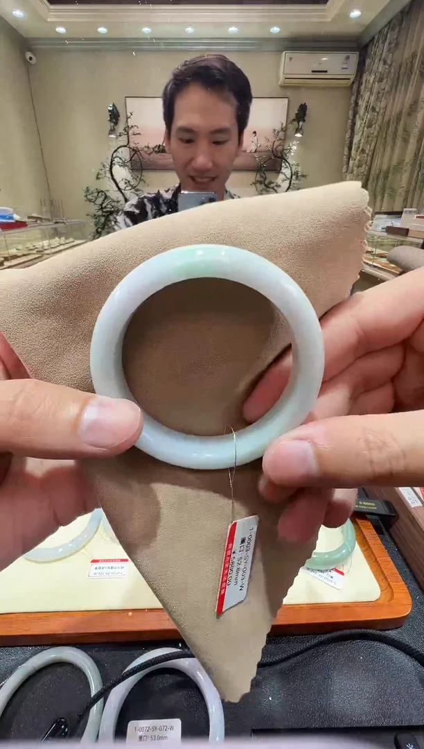 纯天然缅甸A货翡翠手镯52-53mm-1-3号