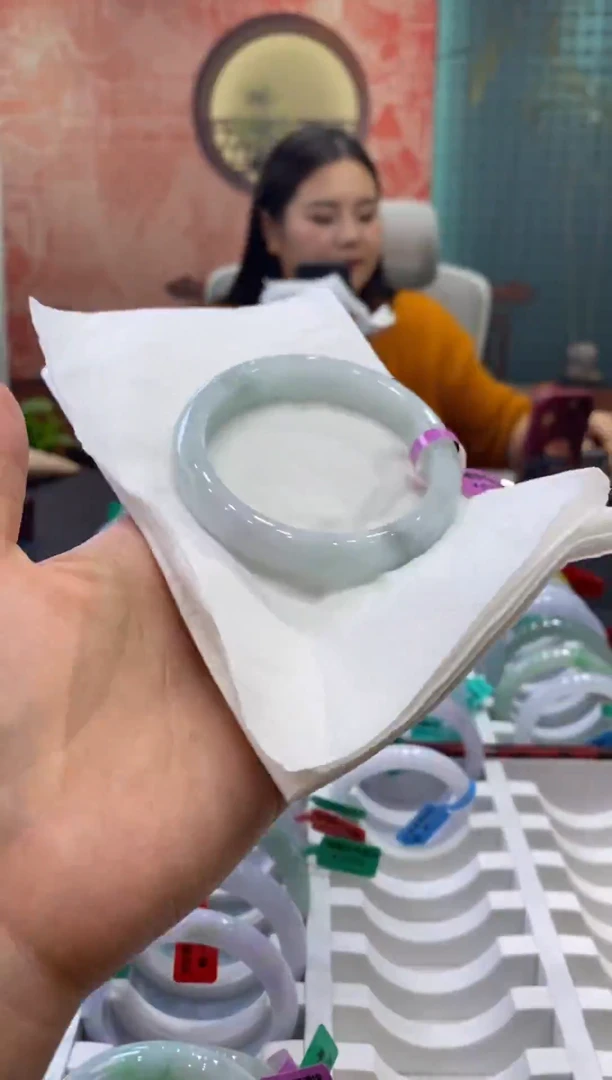 未镶嵌手镯翡翠多人00020279
