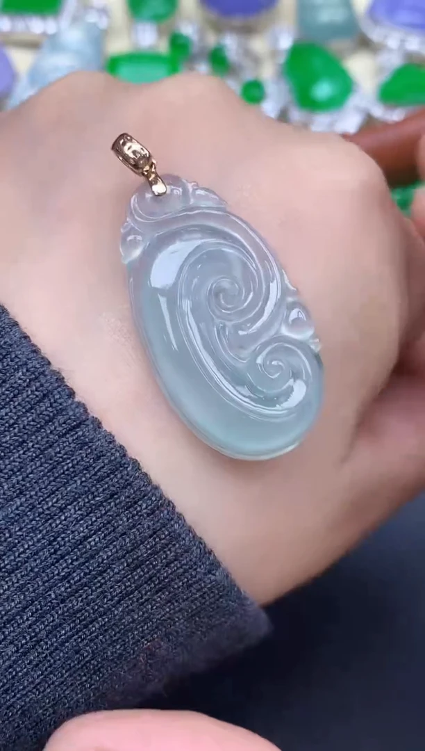 颈饰18K金镶嵌翡翠378-中国好珍宝