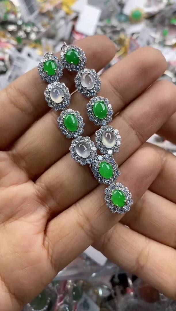 银S925镶嵌戒指翡翠666               9