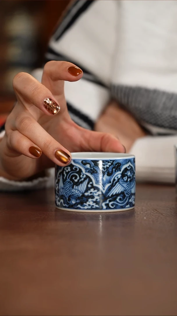 元青花凤纹直口杯