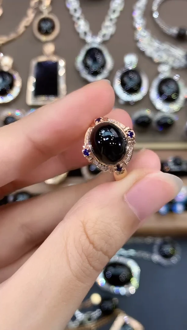 翡翠戒指18K金镶嵌D41