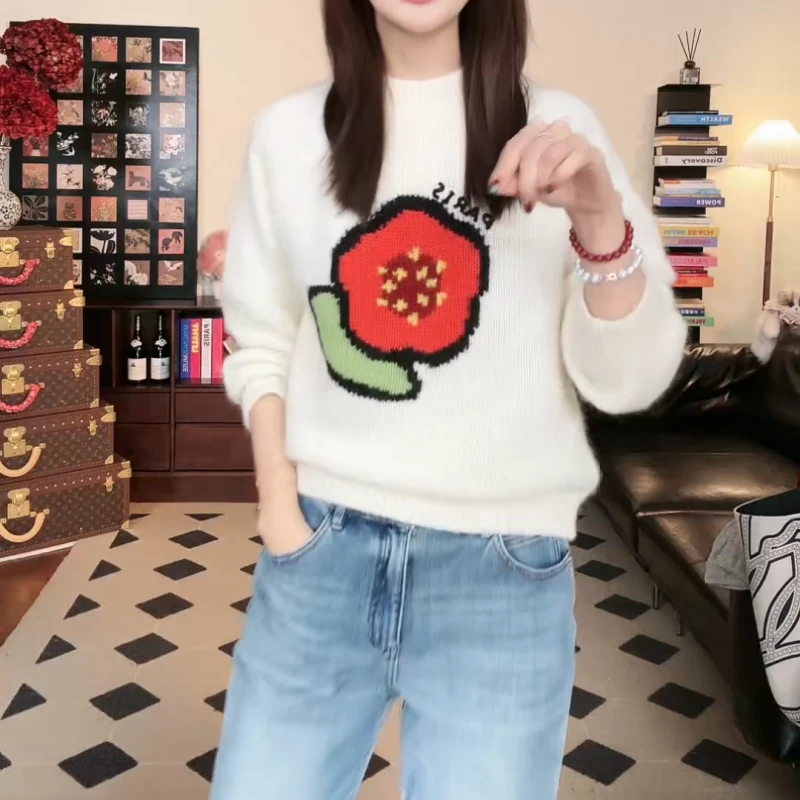2025新款设计感百搭气质海棠花白色长袖针织上衣LK2501219