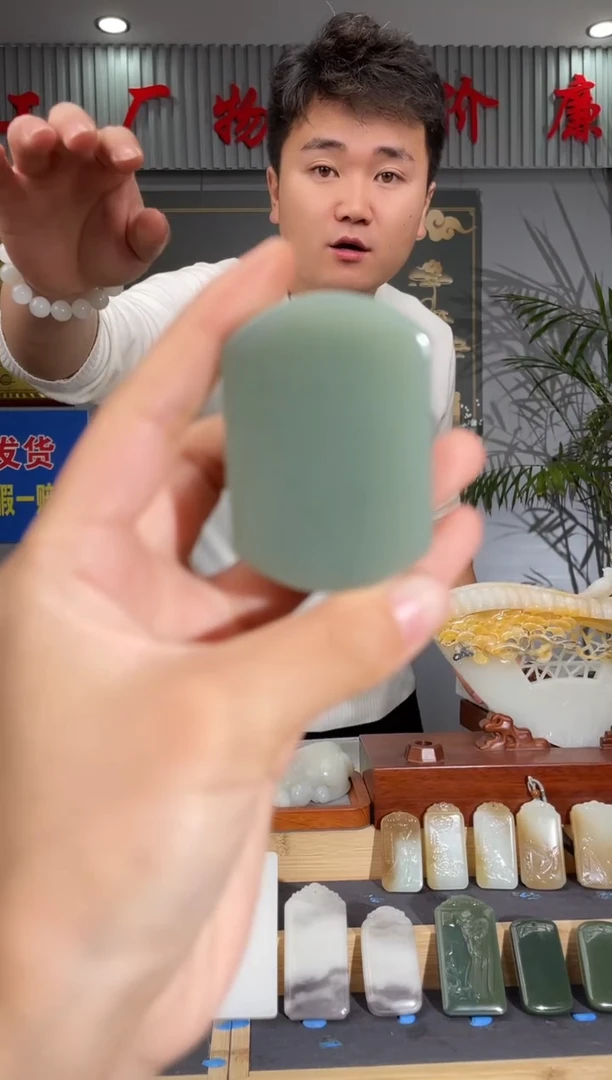 【闪购商品】和田玉（糖玉）颈饰未镶嵌拍一发一 多样性发货
