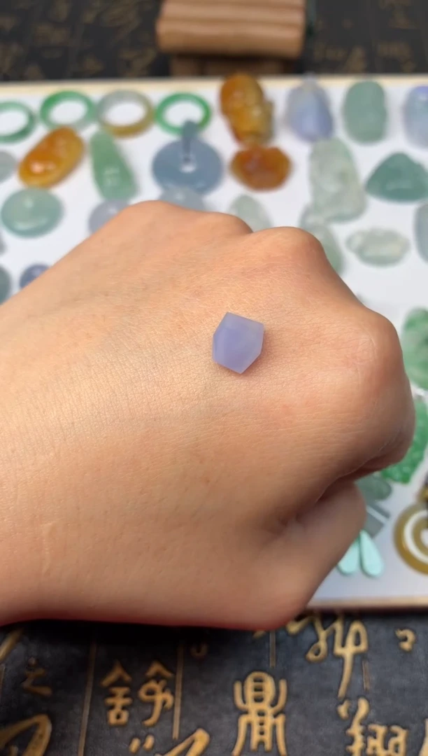 未镶嵌定制翡翠紫随性蛋面