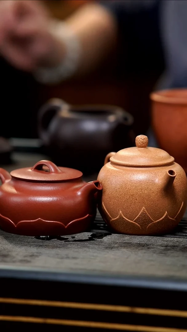 【闪购商品】紫砂茶壶12-朱泥莲华+黄金段菩提