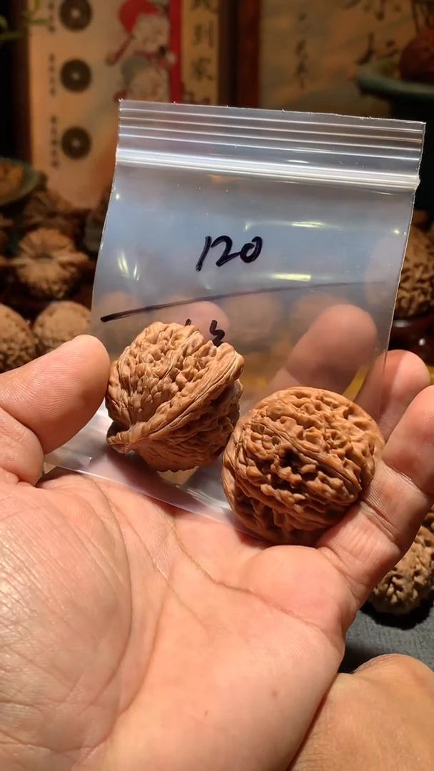 把件桃核流*丰泰文玩  蓟县四座楼   尺寸打底不退不换