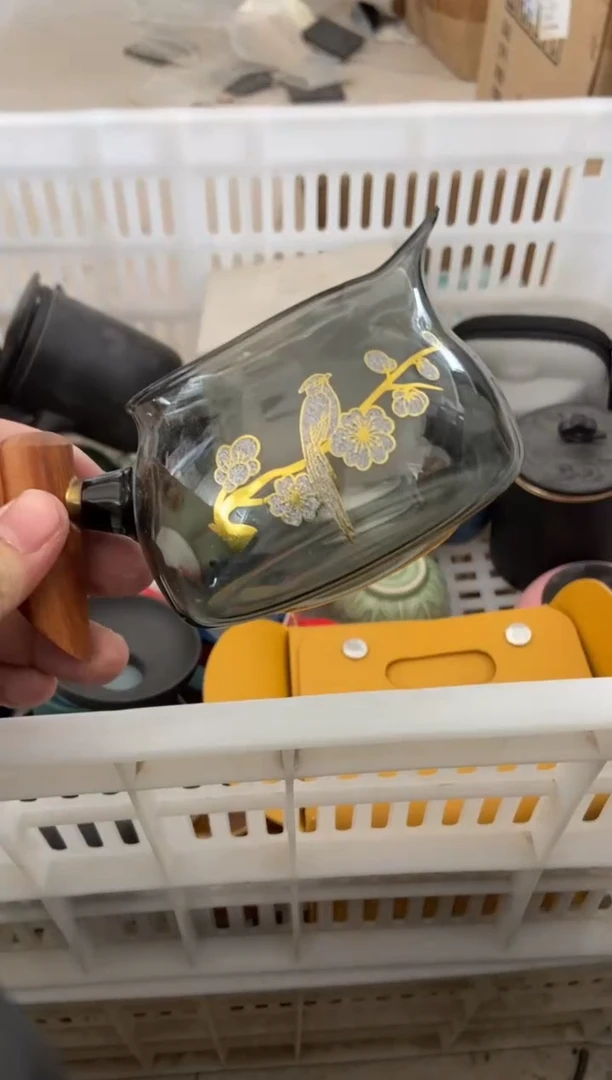 杯无运费险有瑕疵的摄影的产品有使用过的痕迹有点脏介意勿拍