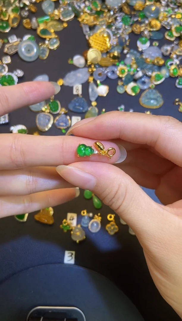 翡翠银S925镶嵌吊坠(不含链)1