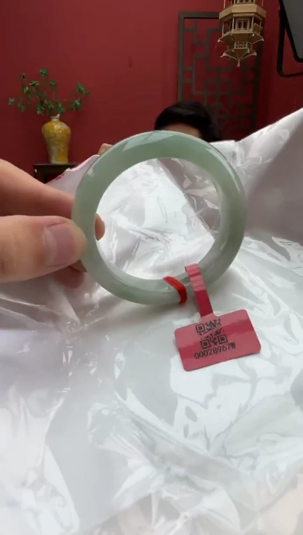 未镶嵌手镯翡翠翡翠手镯2
