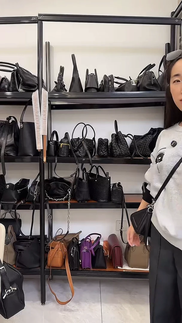 山羊皮（革）泡泡水桶包