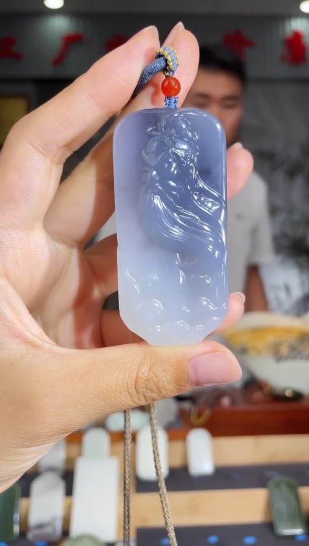 和田玉未镶嵌颈饰1