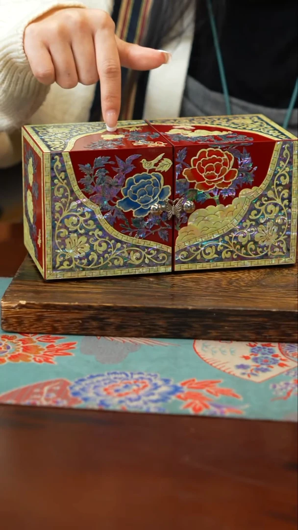 木闪购商品螺钿漆器首饰盒