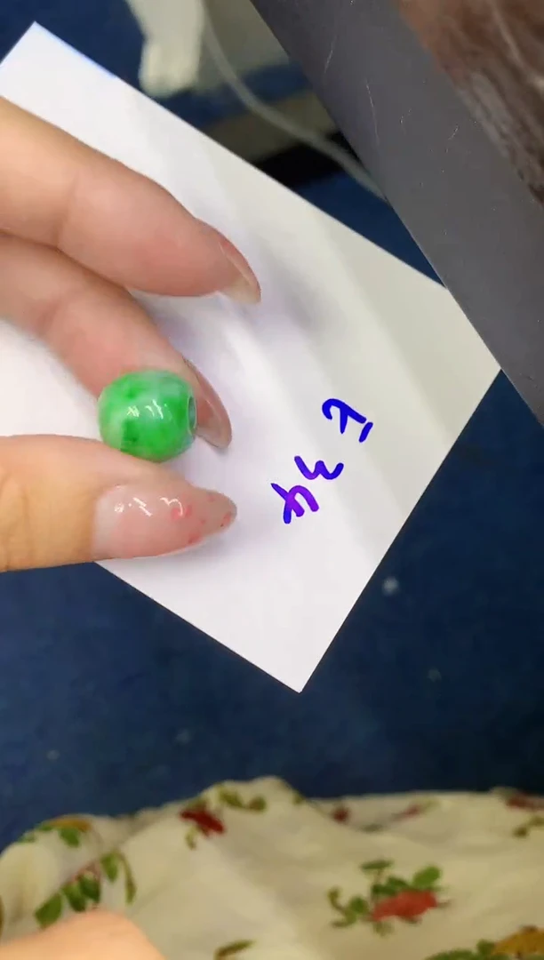 翡翠未镶嵌颈饰天然翡翠缅甸A货