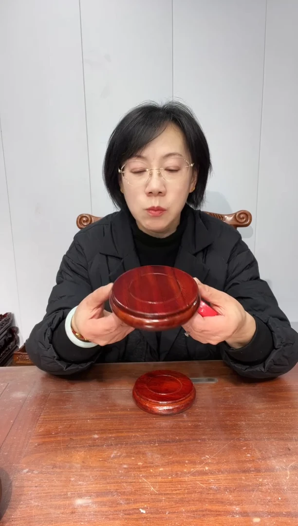 木买一送一非花整木红圆11*12*2.6   独圆