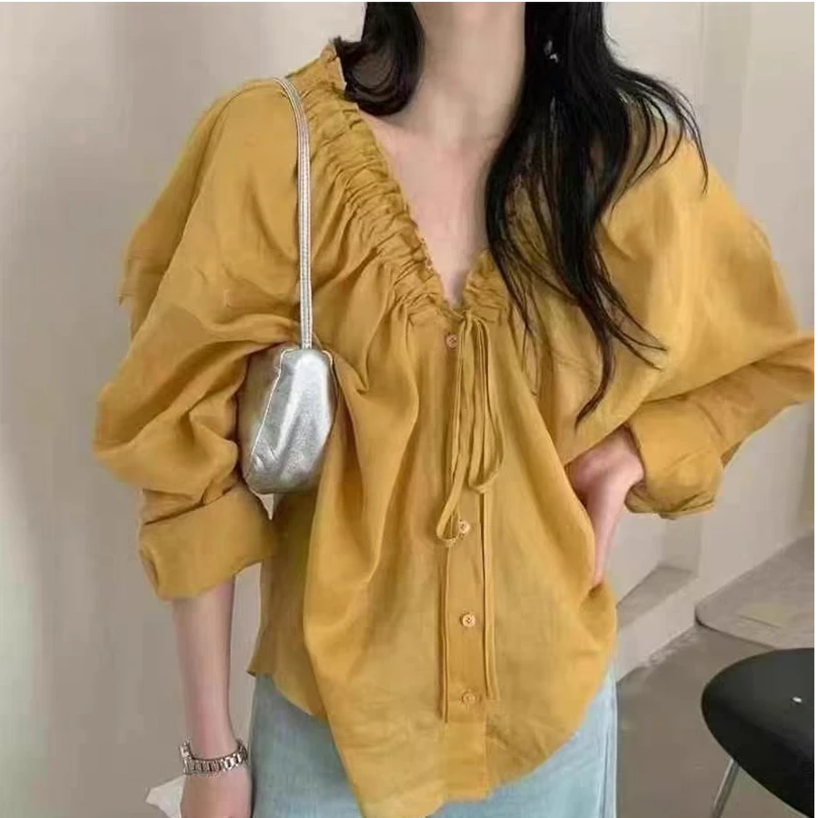 韩系2025春季新款复古小众薄款V领抽绳宽松显瘦设计感长袖衬衫女