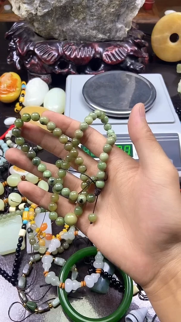 和田玉未镶嵌颈饰主播推荐！！主播推荐！！