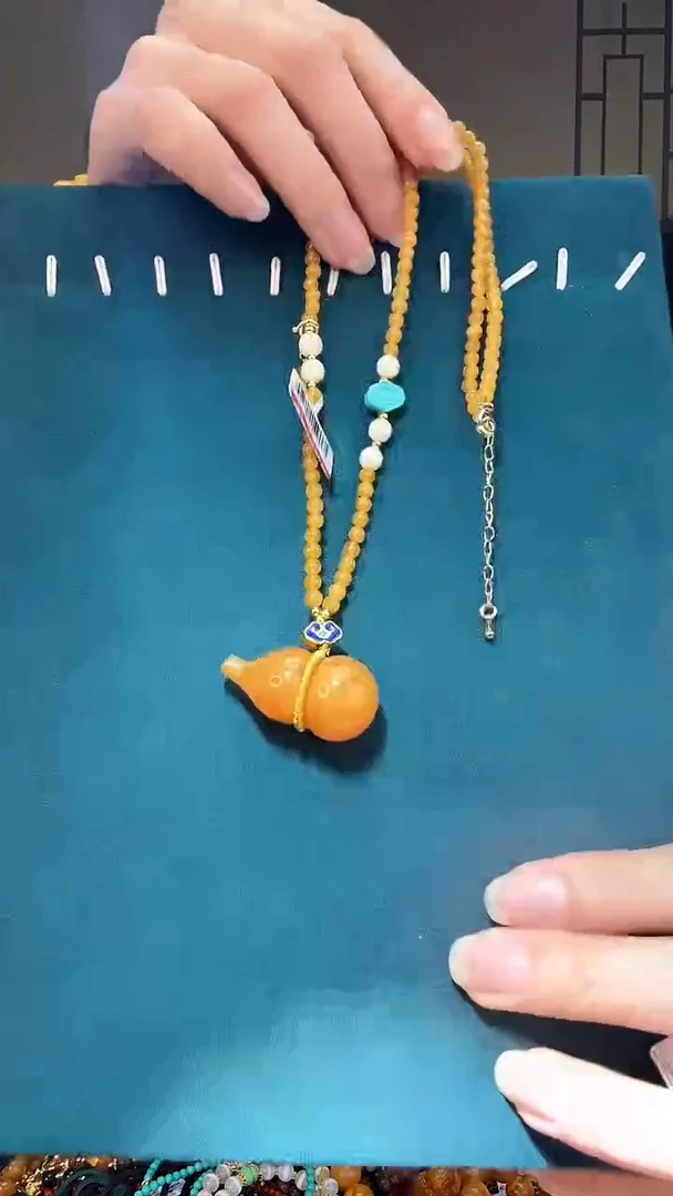 【闪购商品】琥珀裸石未镶嵌A0203天然蜜蜡