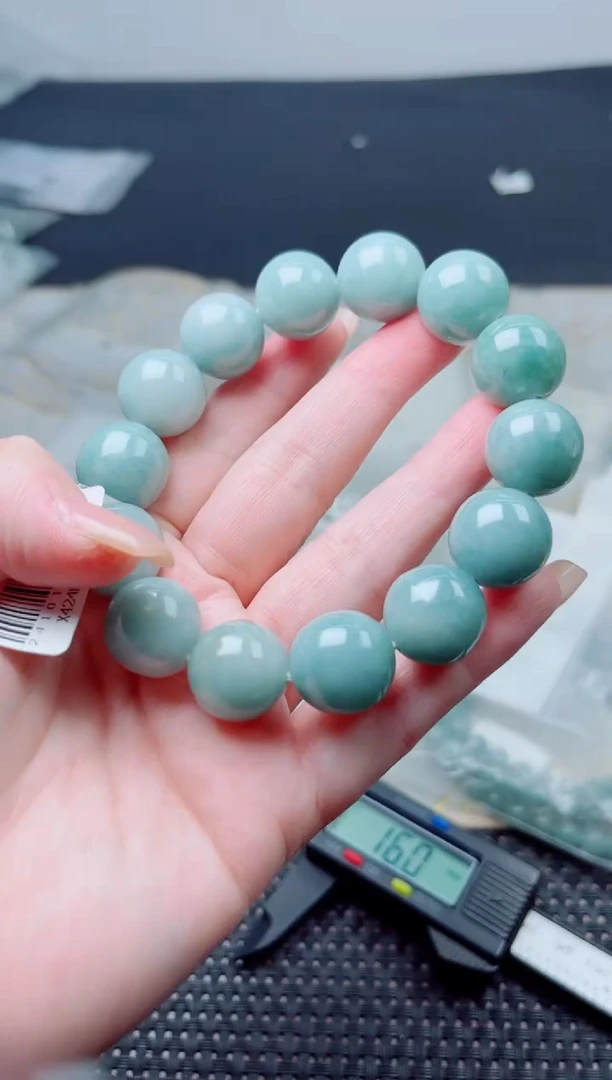 未镶嵌定制翡翠翡翠