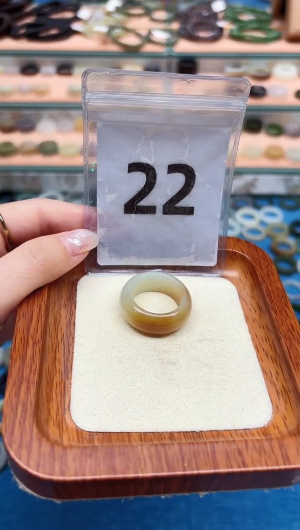 和田玉戒指未镶嵌20号