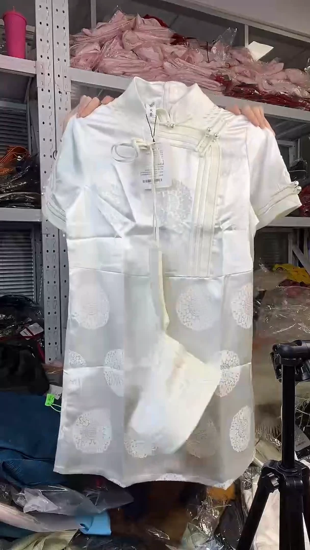 连衣裙 L码  105-115斤