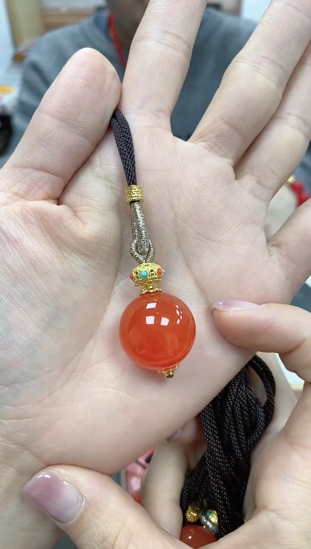 玛瑙/玉髓合金颈饰红景天 20mm