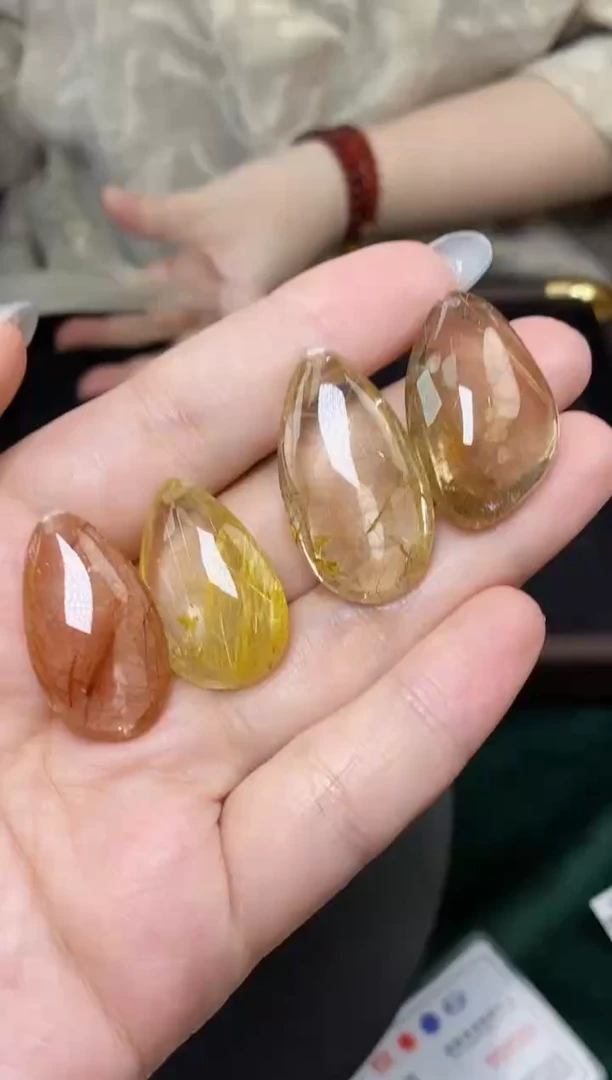 吊坠(不含链)未镶嵌水晶多样性发货发其一