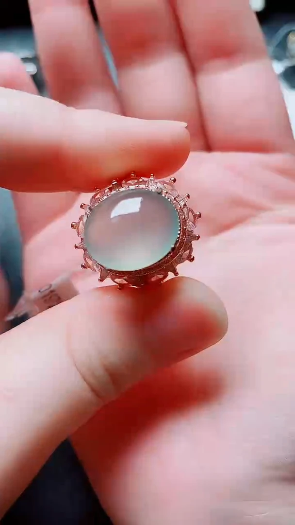 未镶嵌戒指翡翠1