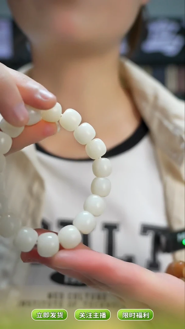 木手作木制雕刻品