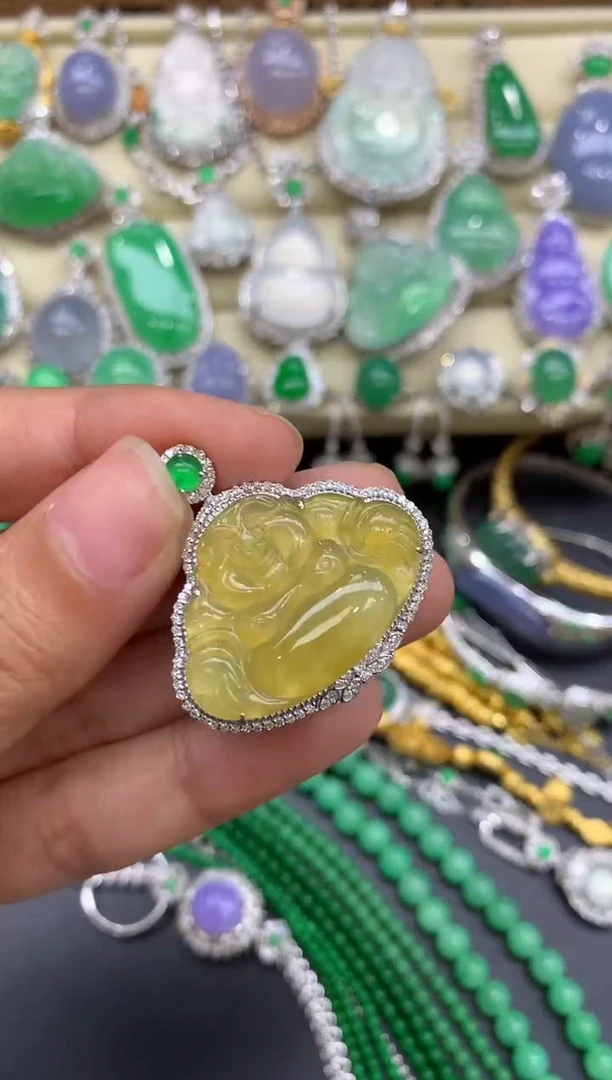 翡翠18K金镶嵌颈饰391-中国好珍宝