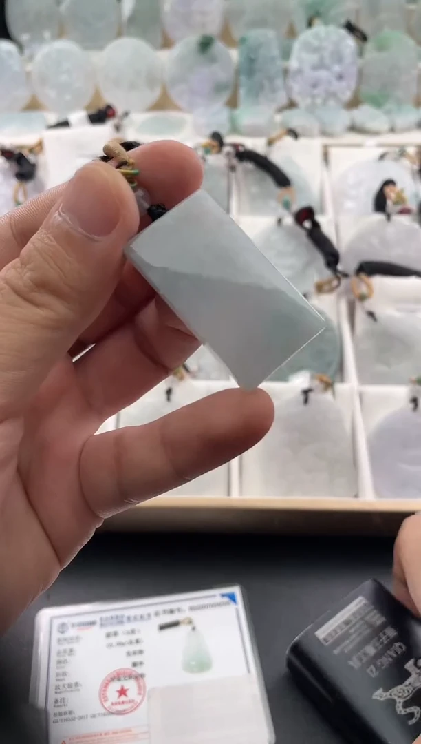 颈饰未镶嵌翡翠....10/5/.148