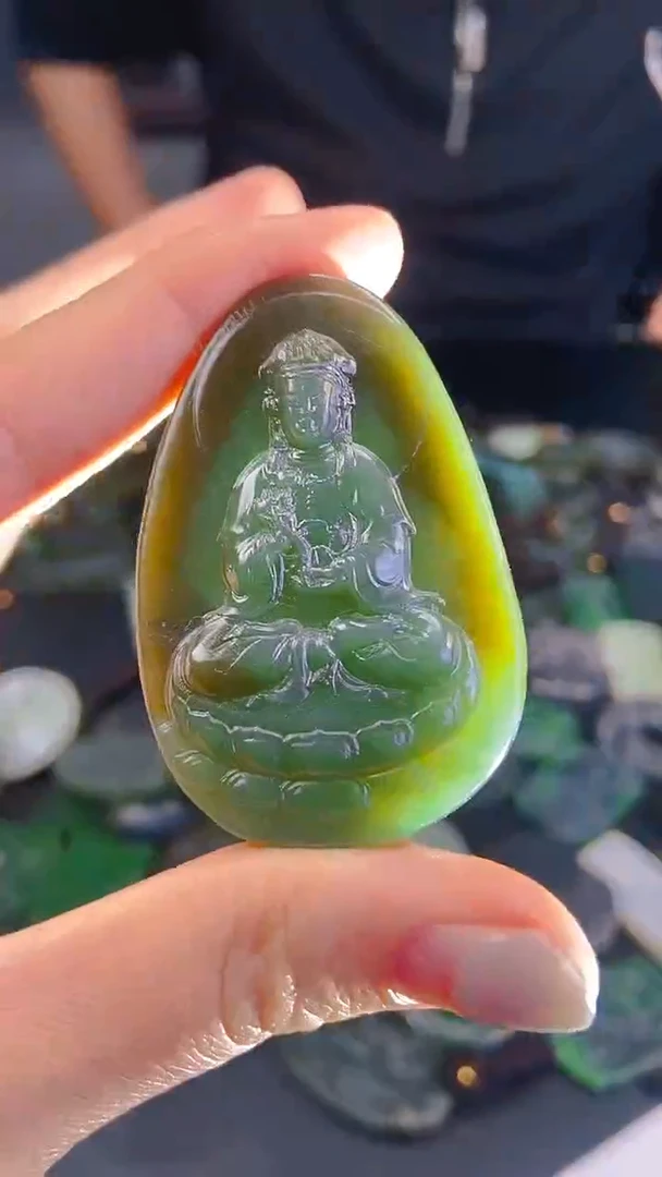 颈饰未镶嵌和田玉1