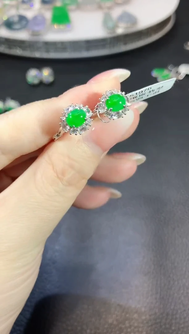 翡翠18K金镶嵌耳饰A63 翡翠