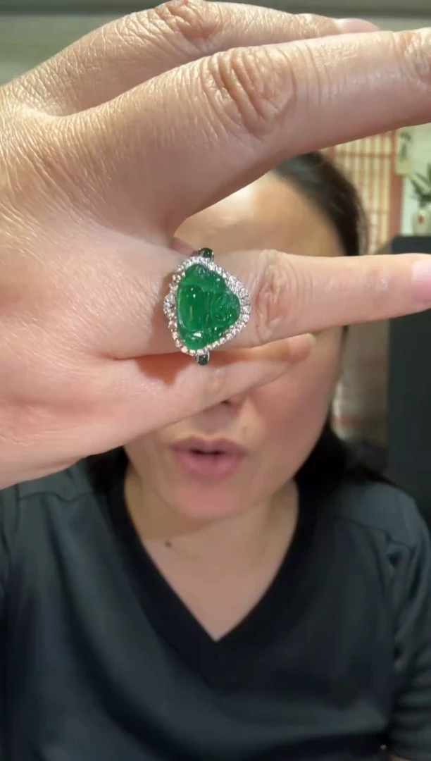 颈饰银S925镶嵌翡翠00008381