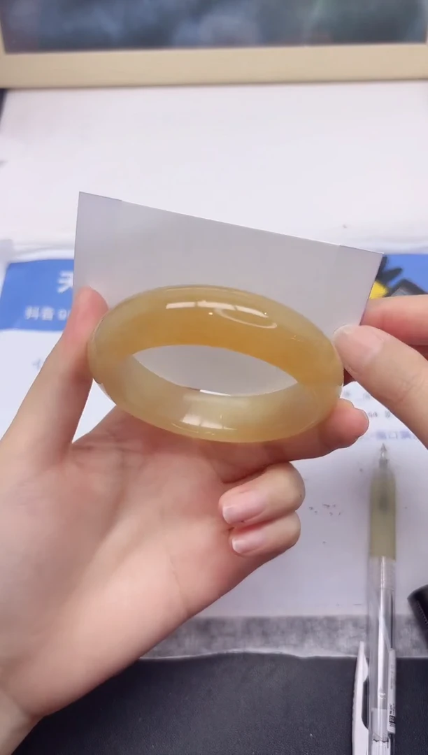 石英质玉手镯未镶嵌150-56