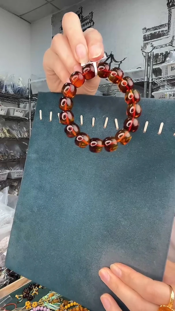 裸石琥珀未镶嵌蝴*兰A2497天然蜜蜡14MM