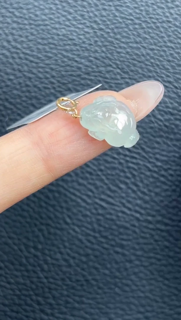 颈饰18K金镶嵌翡翠YM1093-1  K黄冰蟾