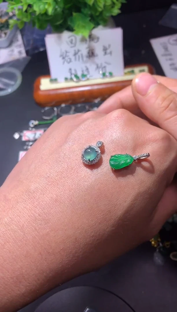 吊坠(不含链)未镶嵌翡翠?****?1