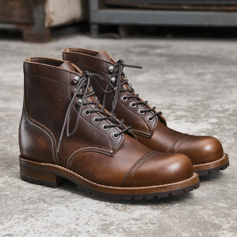 玩儿英国C.F.S Crazy oiled shoulder重油蜡肩皮US系列8111工装靴